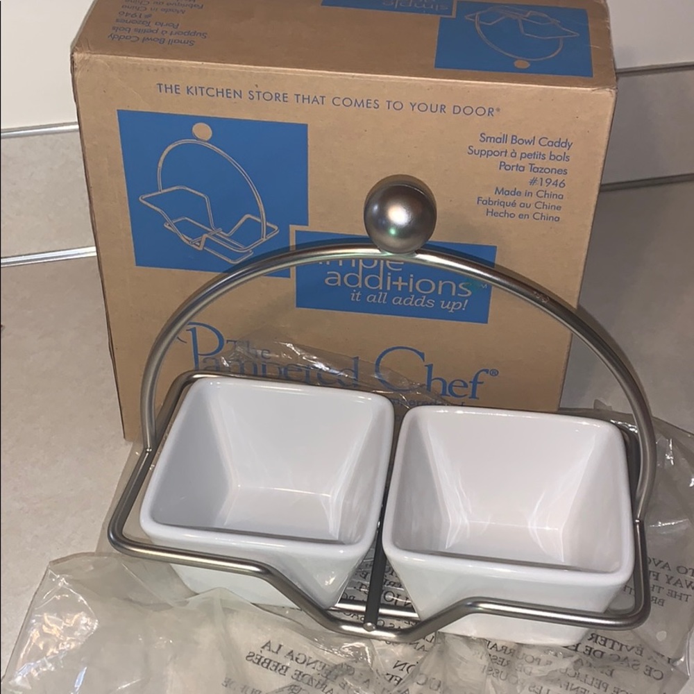 The pampered chef small bowl caddy